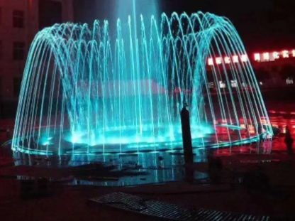 噴泉公司介紹水景園林發(fā)展的意義