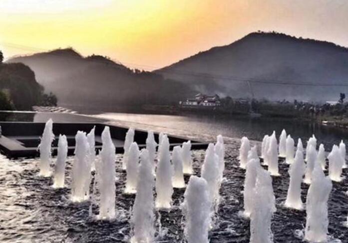 噴泉公司：噴泉設(shè)計如何與環(huán)境相融合？