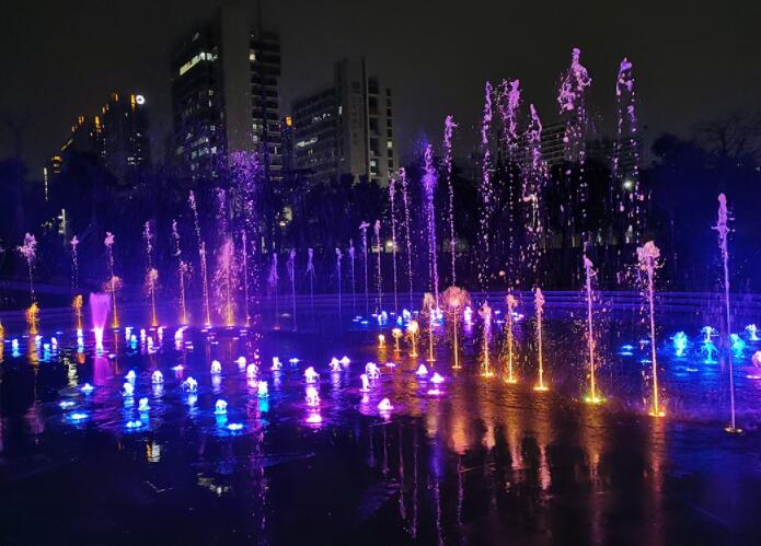 燈光在音樂噴泉中有哪些巧妙結(jié)合